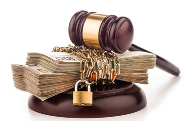 Взыскание судебных расходов: в каких случаях можно вернуть деньги?
